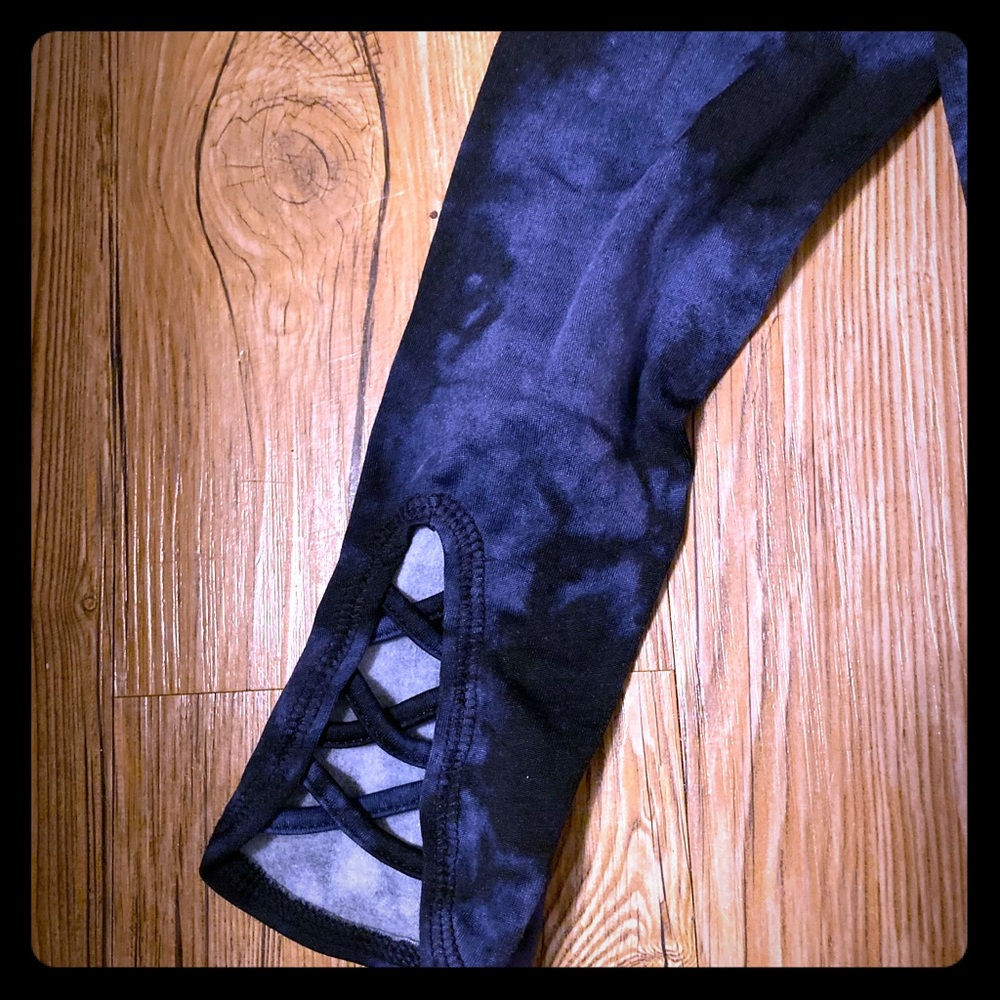 2 pair yoga pants